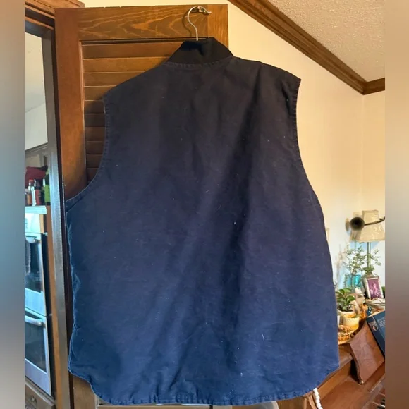 Men’s Carhartt quilt lined Arctic Vest Navy EUC, XL Tall - Picture 3 of 3